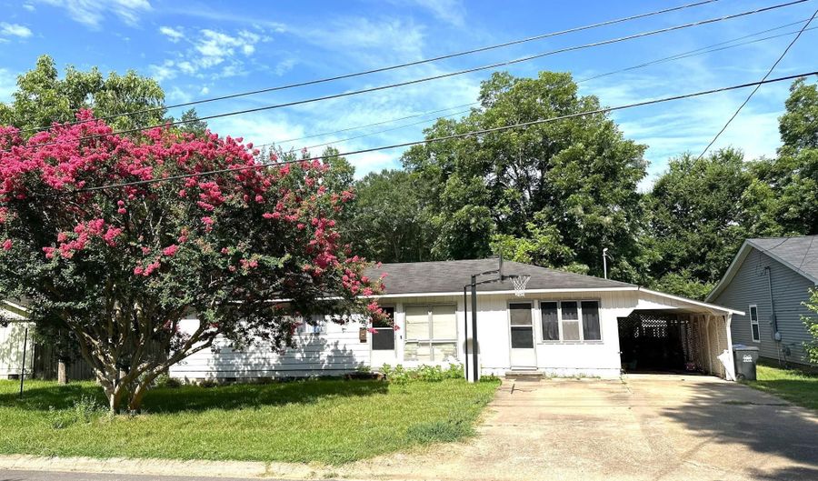 309 Dobbs, Benton, AR 72015 - 4 Beds, 2 Bath