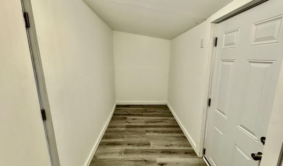 369 Martin Ave, Asbury, MO 64832 - 2 Beds, 1 Bath