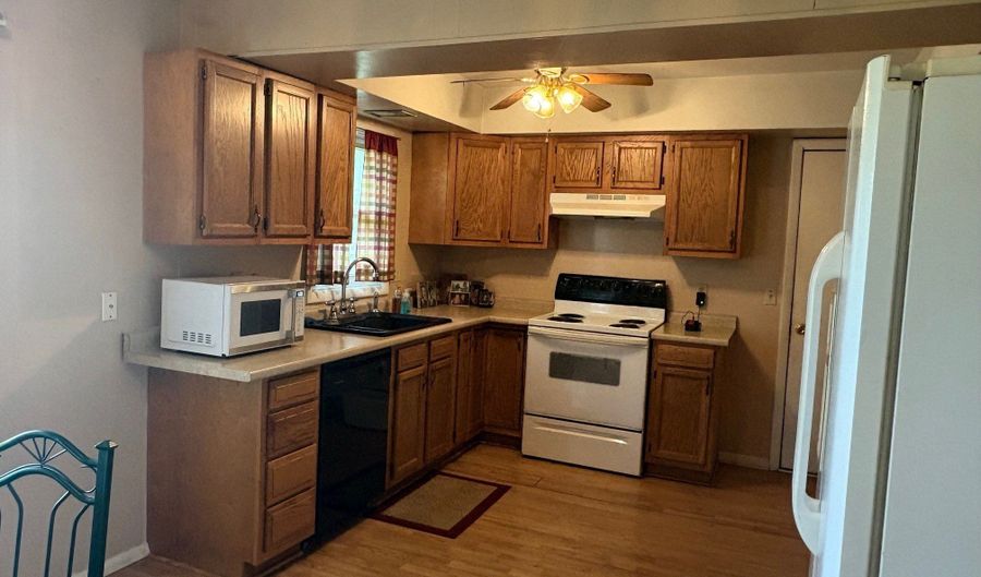 2628 W 39th St, Anderson, IN 46011 - 3 Beds, 1 Bath