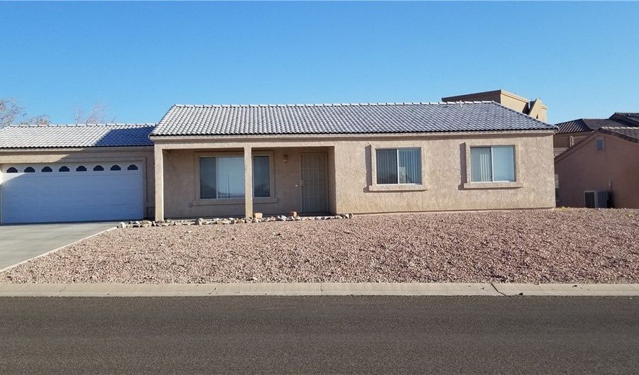 870 Florence Ave, Bullhead City, AZ 86429 - 3 Beds, 2 Bath