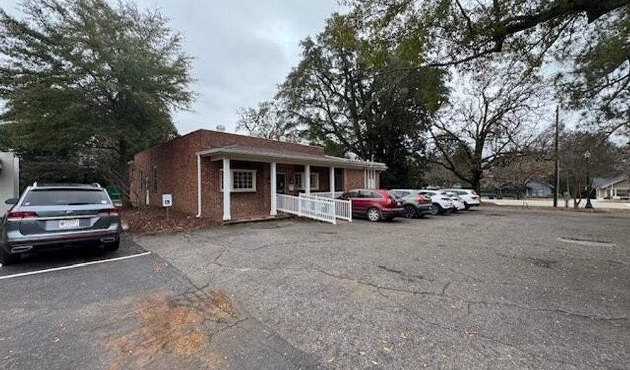 160 Waterloo St SW, Aiken, SC 29801 - 0 Beds, 2 Bath
