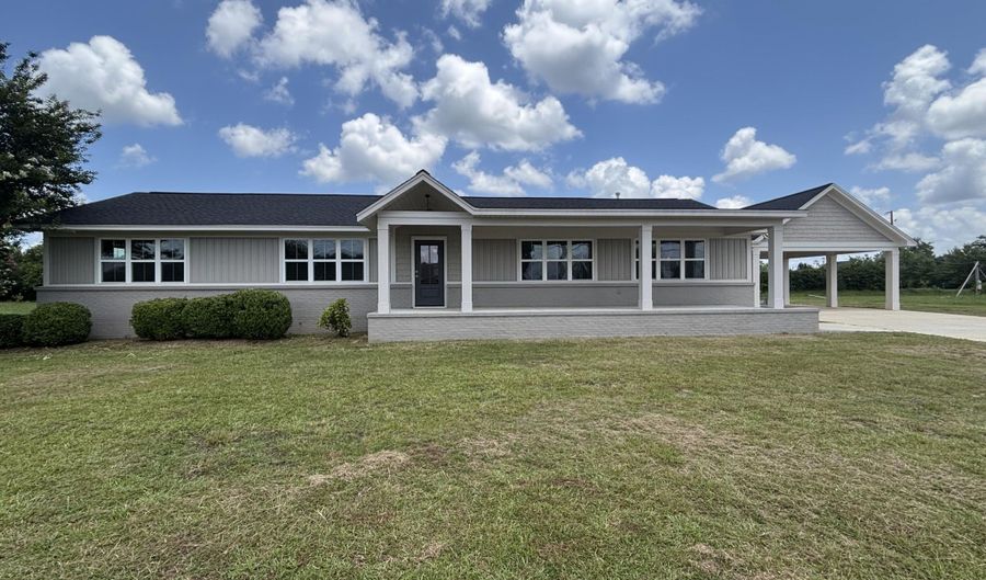 1210 Lake Dr, Amory, MS 38821 - 4 Beds, 2 Bath