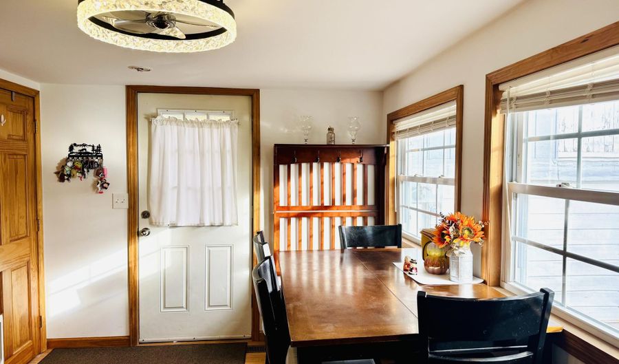 2137 S 5th Ave, Alpena, MI 49707 - 3 Beds, 1 Bath