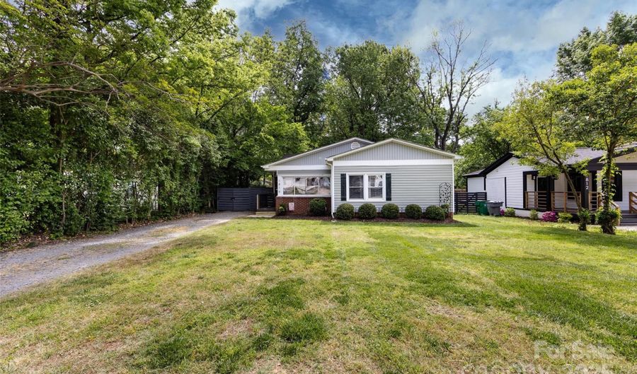 1816 Anderson St, Charlotte, NC 28205 - 3 Beds, 2 Bath