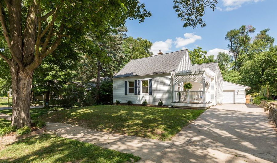 1303 Prescott Ave, Ann Arbor, MI 48103 - 3 Beds, 2 Bath