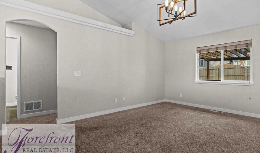 2438 Centennial Village Dr, Casper, WY 82609 - 5 Beds, 3 Bath