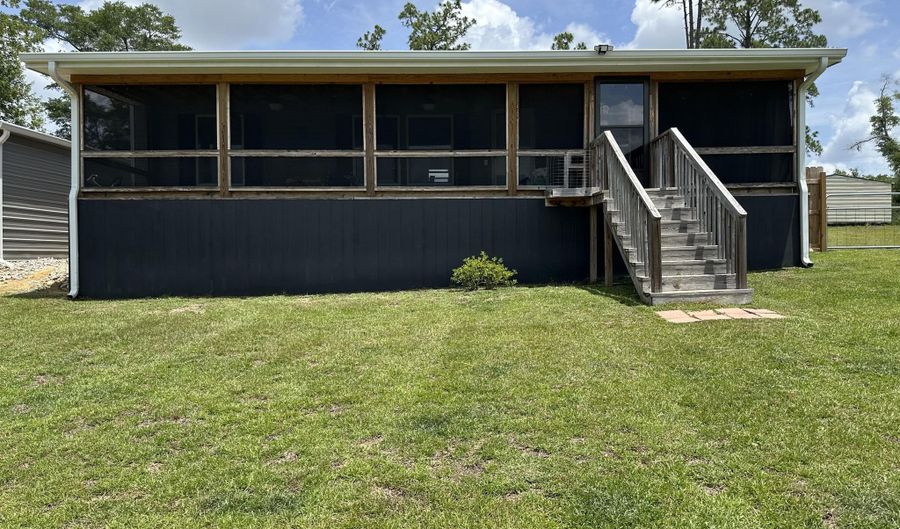 2687 Linda Ln, Alford, FL 32420 - 3 Beds, 2 Bath