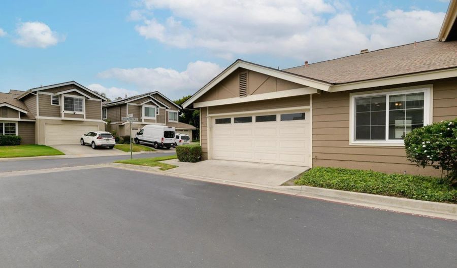 4597 Salem Pl, Carlsbad, CA 92010 - 2 Beds, 2 Bath