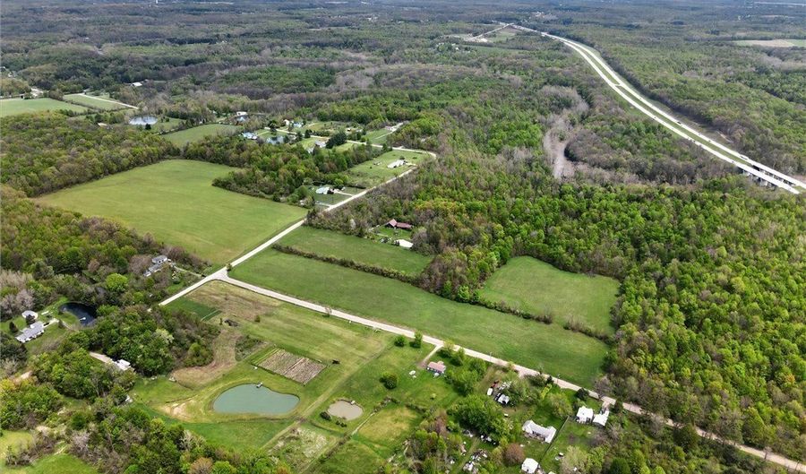 1526 Stevenson Rd, Ashtabula, OH 44004 - 4 Beds, 1 Bath