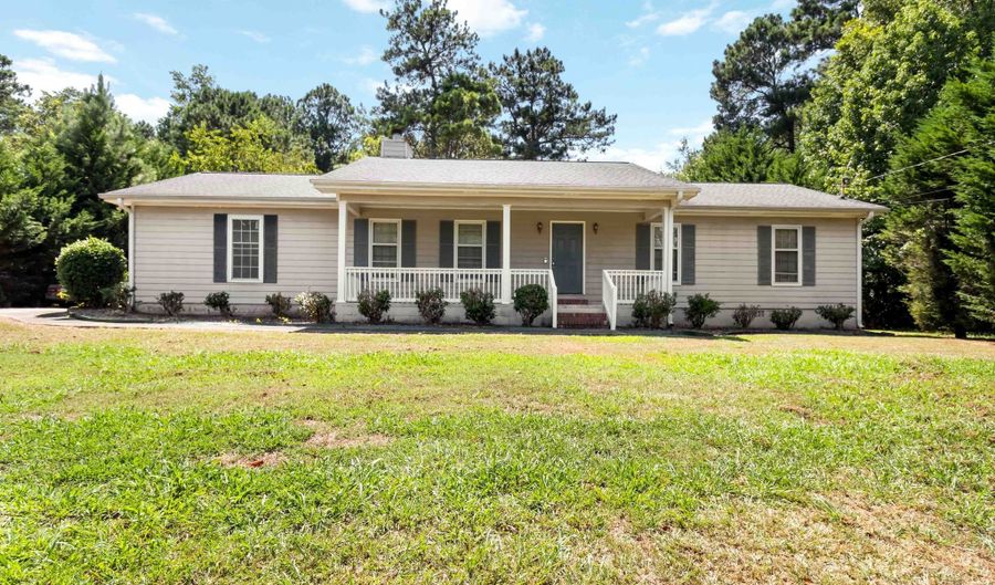 366 Ridgeview, Auburn, GA 30011 - 3 Beds, 2 Bath