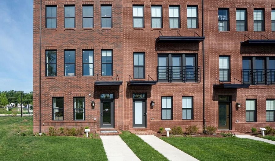 22786 HANSON OVERLOOK Ter, Ashburn, VA 20148 - 3 Beds, 5 Bath