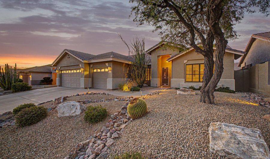 4614 E MOLLY Ln, Cave Creek, AZ 85331 - 3 Beds, 2 Bath