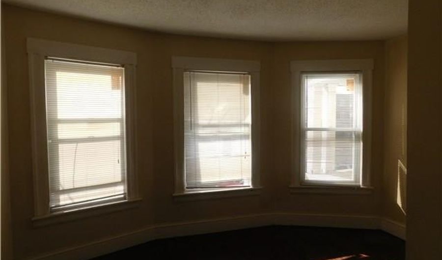 56-58 Edwin St 2, Bridgeport, CT 06607 - 2 Beds, 1 Bath