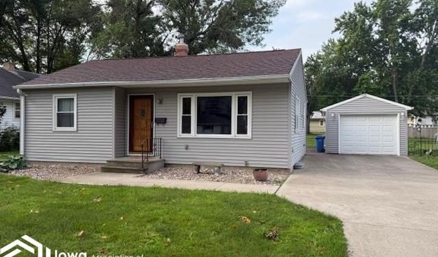 1314 E North St, Algona, IA 50511 - 2 Beds, 2 Bath