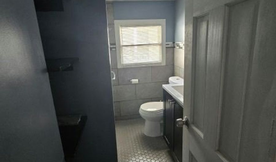 13 Alison Dr 13, Avenel, NJ 07001 - 2 Beds, 1 Bath