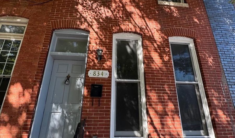 834 N. WASHINGTON, Baltimore, MD 21205 - 3 Beds, 2 Bath