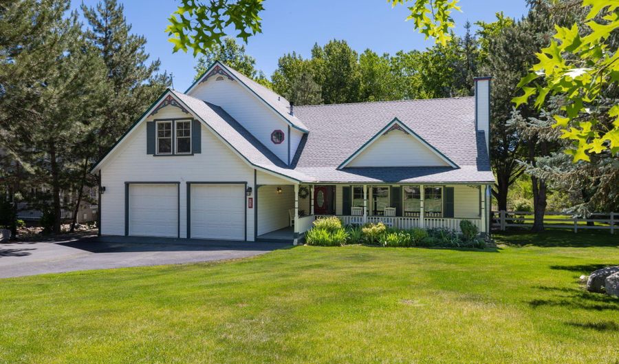 242 Kinsey Way, Genoa, NV 89411 - 3 Beds, 3 Bath