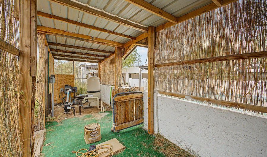 1065 W WHITELEY St, Apache Junction, AZ 85120 - 3 Beds, 3 Bath
