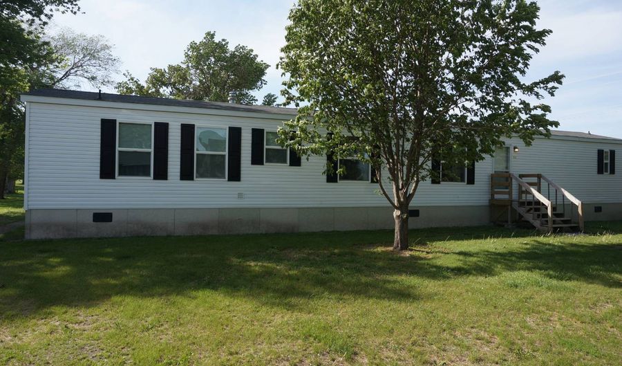 502 4th Ave, Claremont, SD 57432 - 3 Beds, 2 Bath