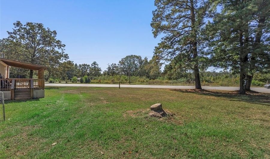 114 N Morton St, Blanchard, LA 71107 - 3 Beds, 2 Bath