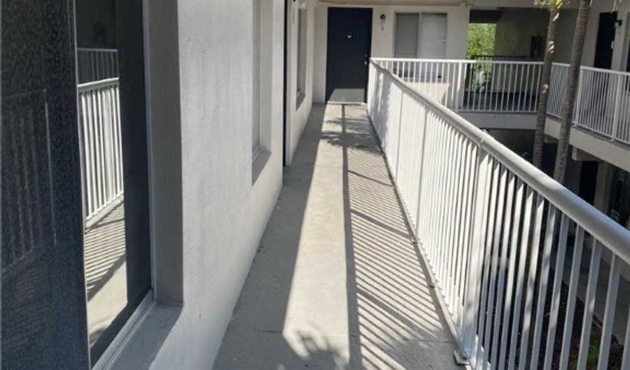 1830 Maravilla Ave 709, Fort Myers, FL 33901 - 1 Beds, 1 Bath