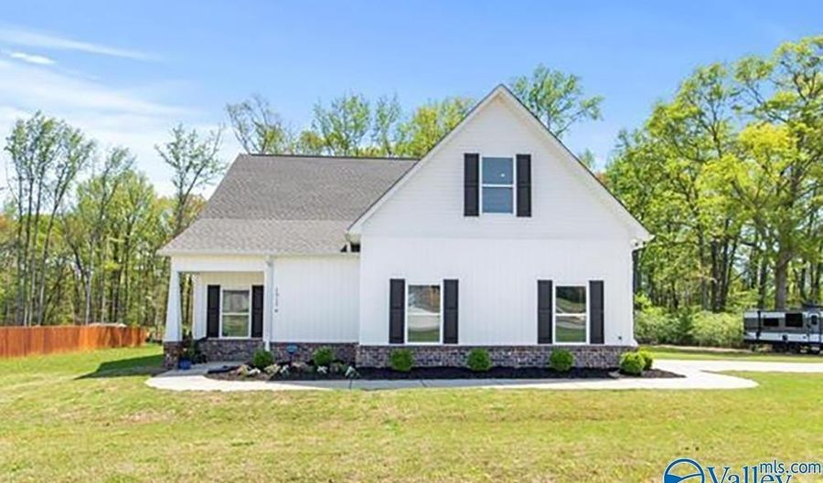 15176 Blendor Crooks, Athens, AL 35611 - 3 Beds, 3 Bath
