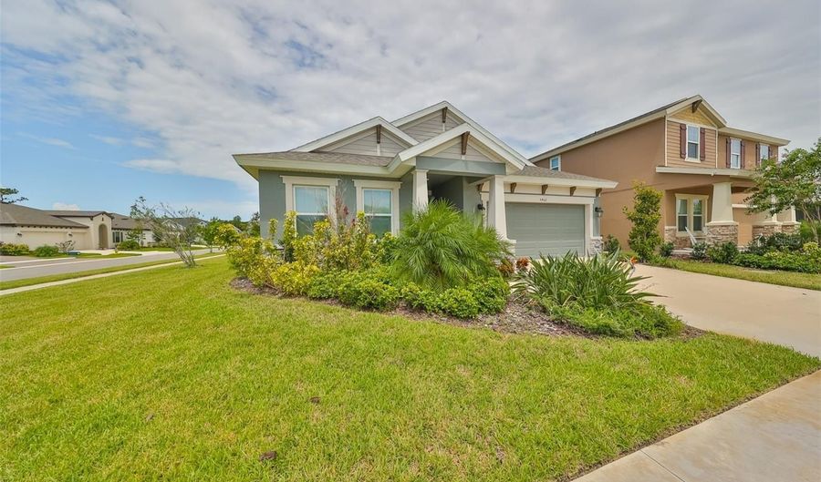 5402 TAGALONG Pl, Apollo Beach, FL 33572 - 4 Beds, 2 Bath