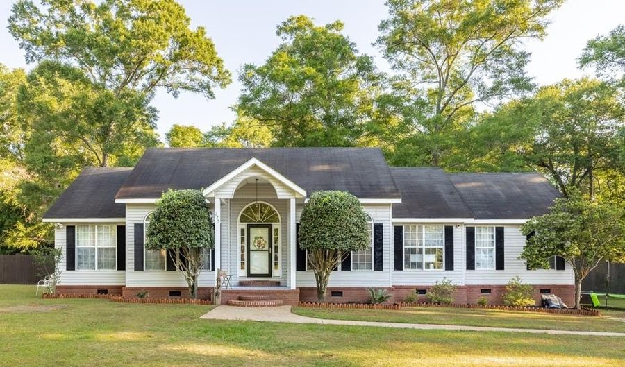 225 Mockingbird Dr, Americus, GA 31719 - 3 Beds, 2 Bath