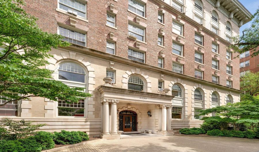 2039 NEW HAMPSHIRE Ave NW, Washington, DC 20009 - 2 Beds, 1 Bath