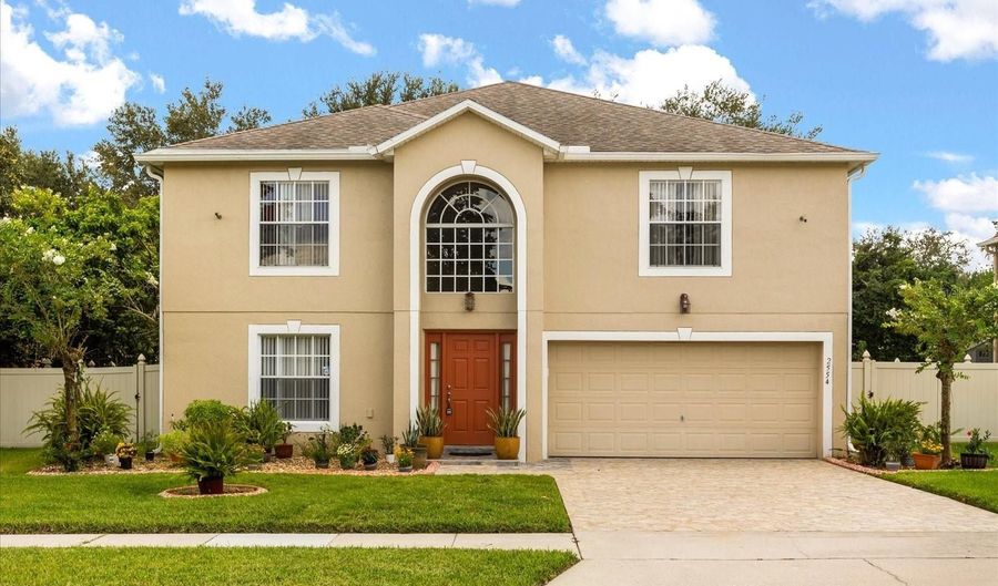 2554 PALMETTO RIDGE Cir, Apopka, FL 32712 - 4 Beds, 4 Bath
