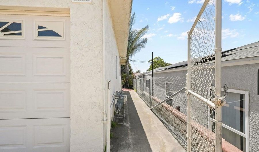 2436 Reo Dr. 38, San Diego, CA 92139 - 4 Beds, 2 Bath