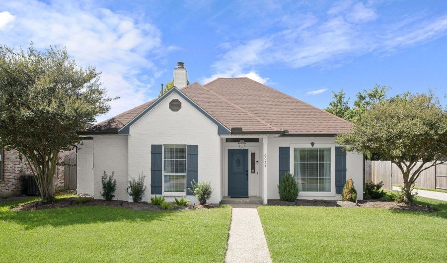 6034 Woodlawn Park Ct, Baton Rouge, LA 70817 - 3 Beds, 3 Bath