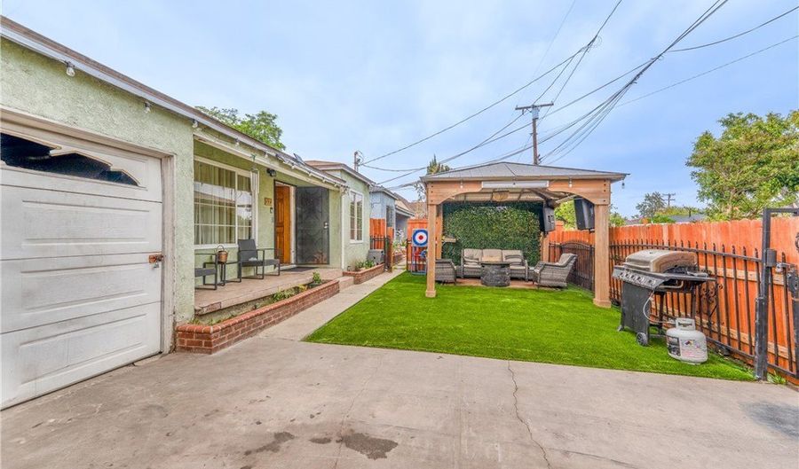 115 N Magnolia Ct, Compton, CA 90220 - 4 Beds, 2 Bath