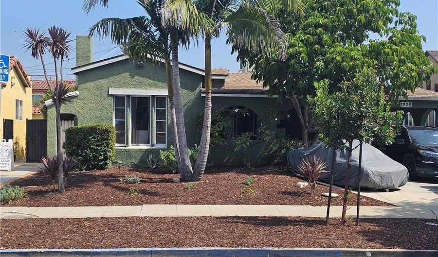 1939 W 79th, Los Angeles, CA 90047 - 3 Beds, 2 Bath