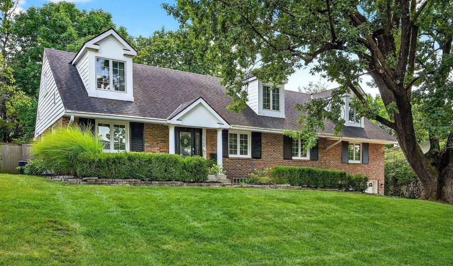 2069 Upper Chelsea Rd, Columbus, OH 43221 - 4 Beds, 3 Bath