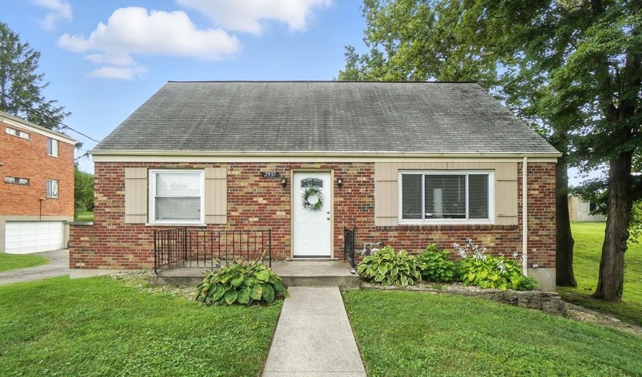 2937 Blue Rock Rd, Cincinnati, OH 45239 - 3 Beds, 2 Bath