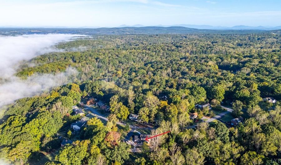 1921 Tabby Ln, Altavista, VA 24517 - 3 Beds, 4 Bath