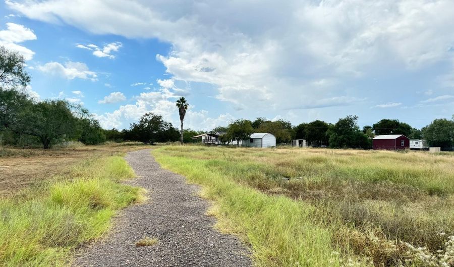 272 County Road 324, Alice, TX 78332 - 0 Beds, 0 Bath