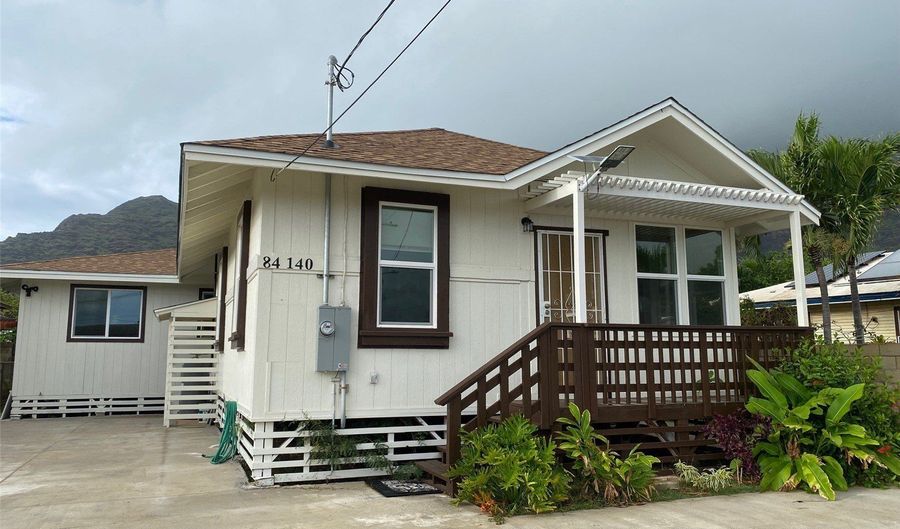84-140 Water St, Waianae, HI 96792 - 5 Beds, 3 Bath