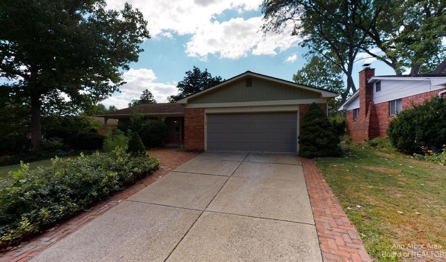 2235 Prairie St, Ann Arbor, MI 48105 - 3 Beds, 3 Bath