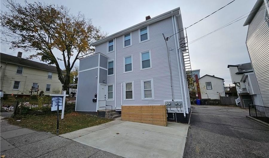 154 Earle St, Central Falls, RI 02863 - 6 Beds, 3 Bath