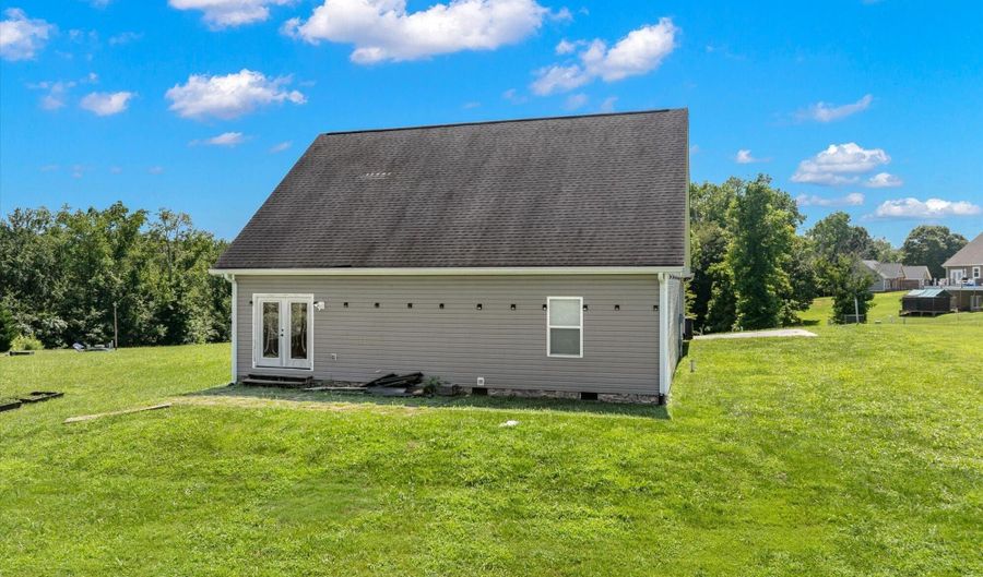 171 Timber Creek Dr, Athens, TN 37303 - 4 Beds, 3 Bath