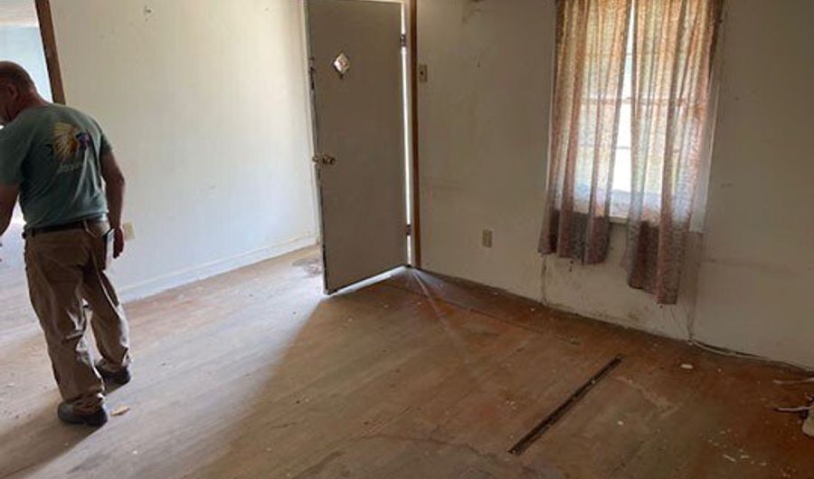 565 Davids Pond Rd, Bennettsville, SC 29512 - 1 Beds, 1 Bath