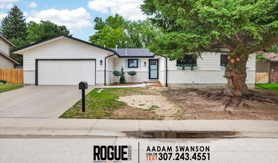 2048 Linda Vista Dr, Casper, WY 82609 - 3 Beds, 2 Bath