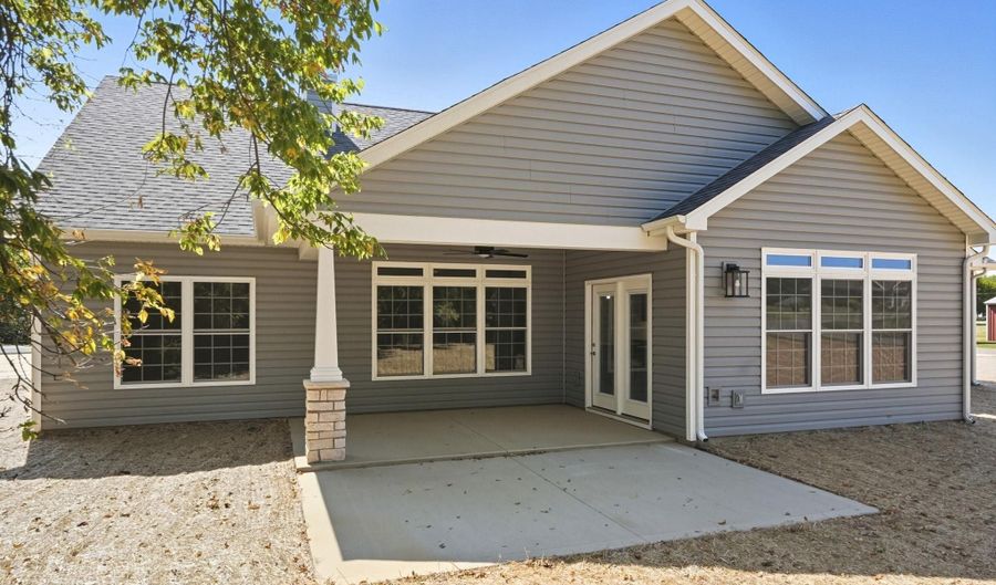 3020 N 405 W, Angola, IN 46703 - 3 Beds, 3 Bath