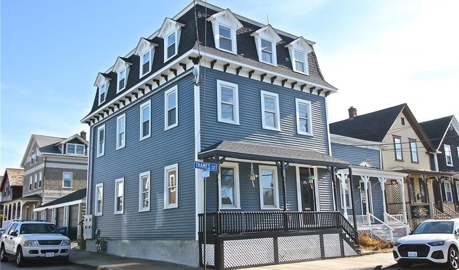 668 Thames St 2, Newport, RI 02840 - 2 Beds, 1 Bath