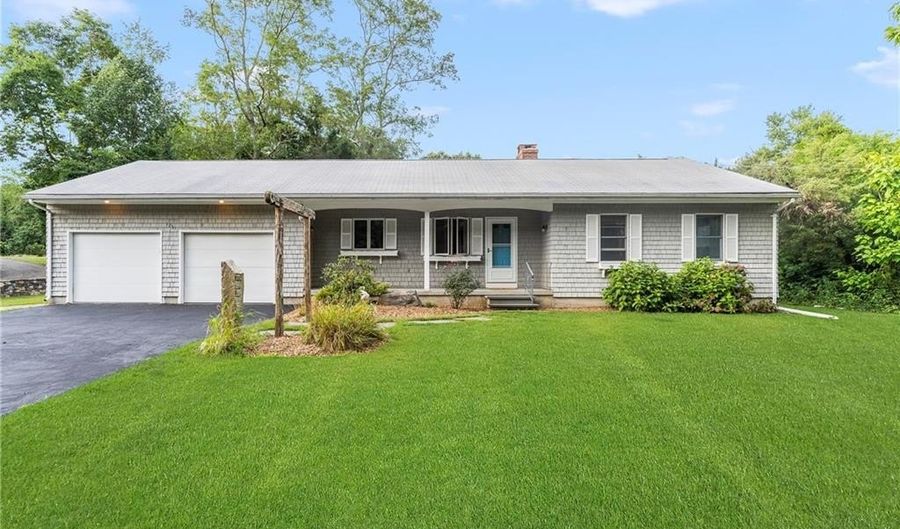 1251 Stony Ln, North Kingstown, RI 02852 - 3 Beds, 2 Bath