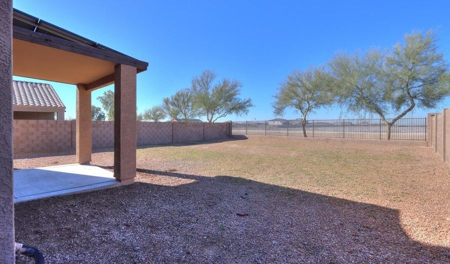 4722 S 238TH Ln, Buckeye, AZ 85326 - 4 Beds, 3 Bath