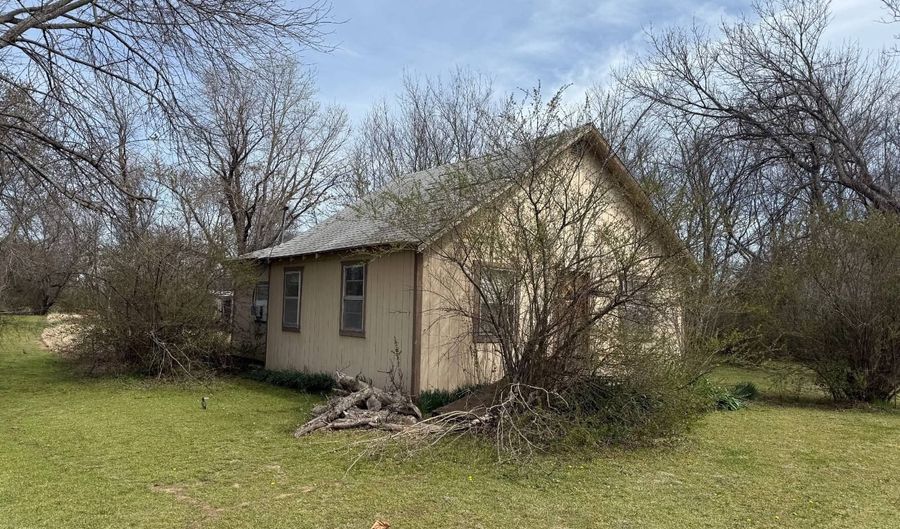 451 E Hampton Rd, Adair, OK 74330 - 0 Beds, 0 Bath