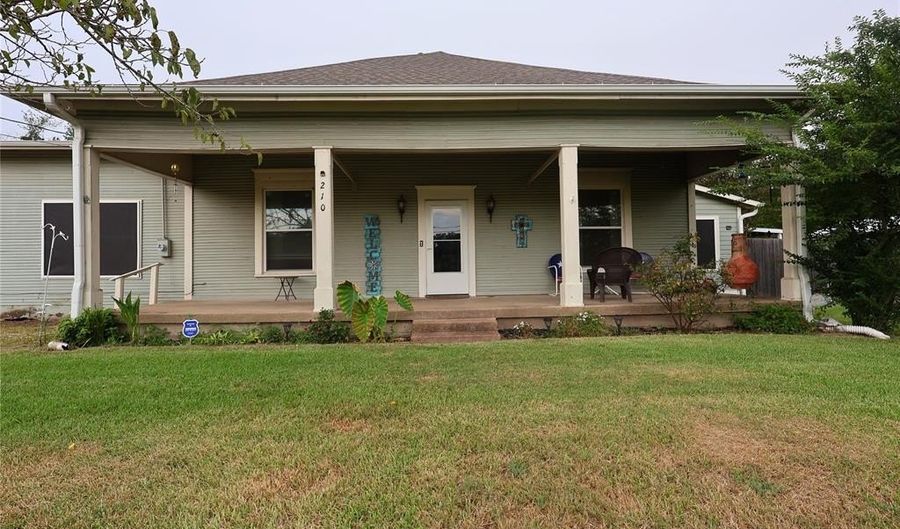210 Hopkins, Alba, TX 75410 - 3 Beds, 2 Bath